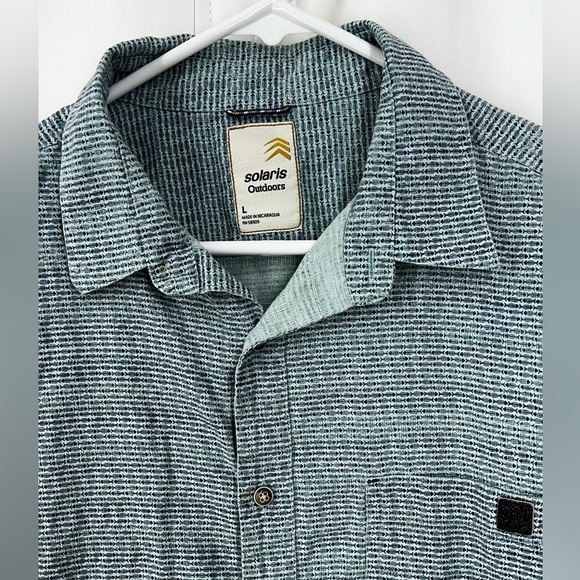 Solaris Outdoors Casual Dress Shirt - Men's Size L - Blue Color Fish P… - Picture 4 of 10